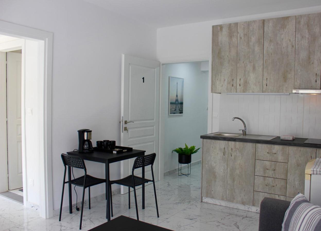 Amalia Residences Nikosia Bagian luar foto